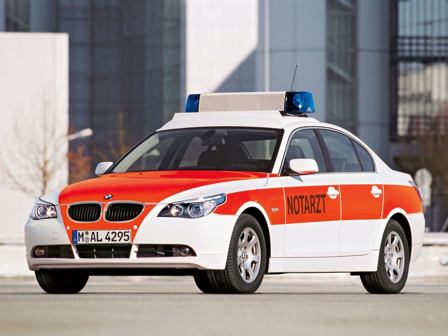 BMW 5-Series Sedan Notarzt '2003
